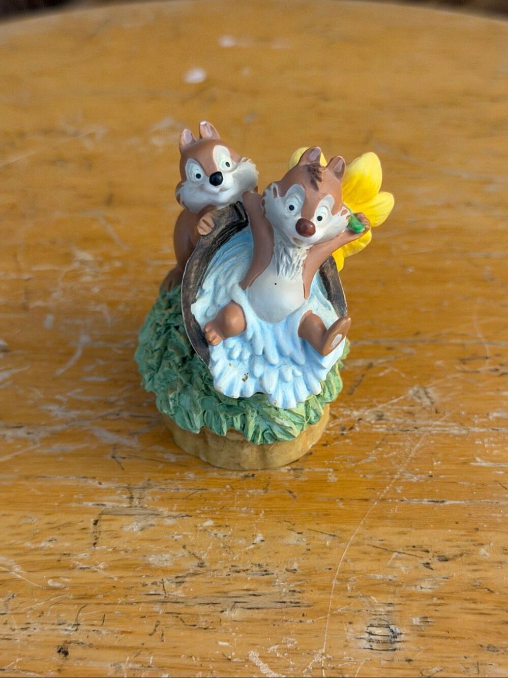 Lenox Disney Chip & Dale Waterfall Flower Miniature Figurine 2” (9495)